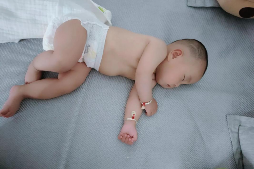 九江宝宝黄疸值多少才正常